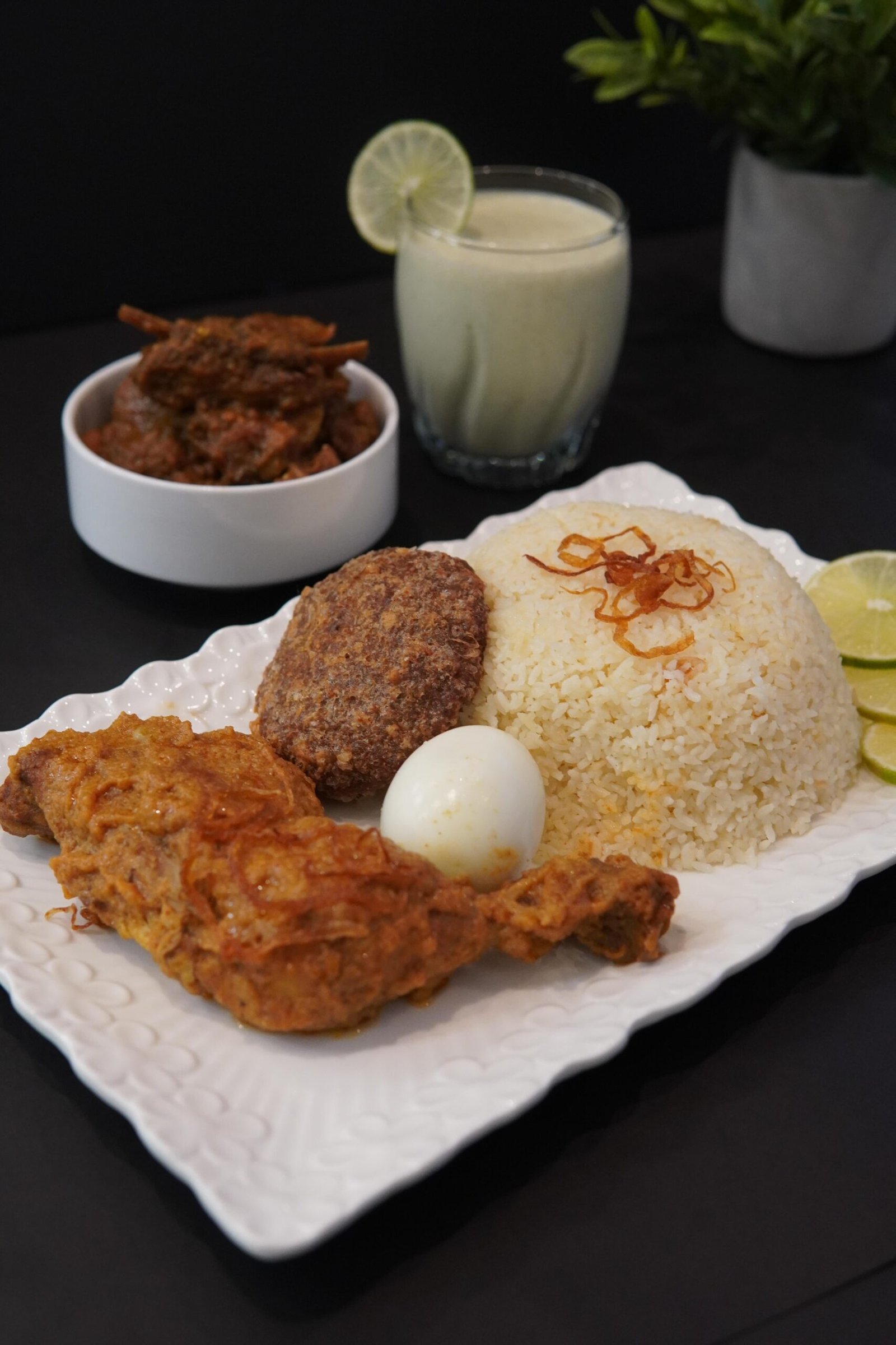 Biye Bari Shahi Roast Combo